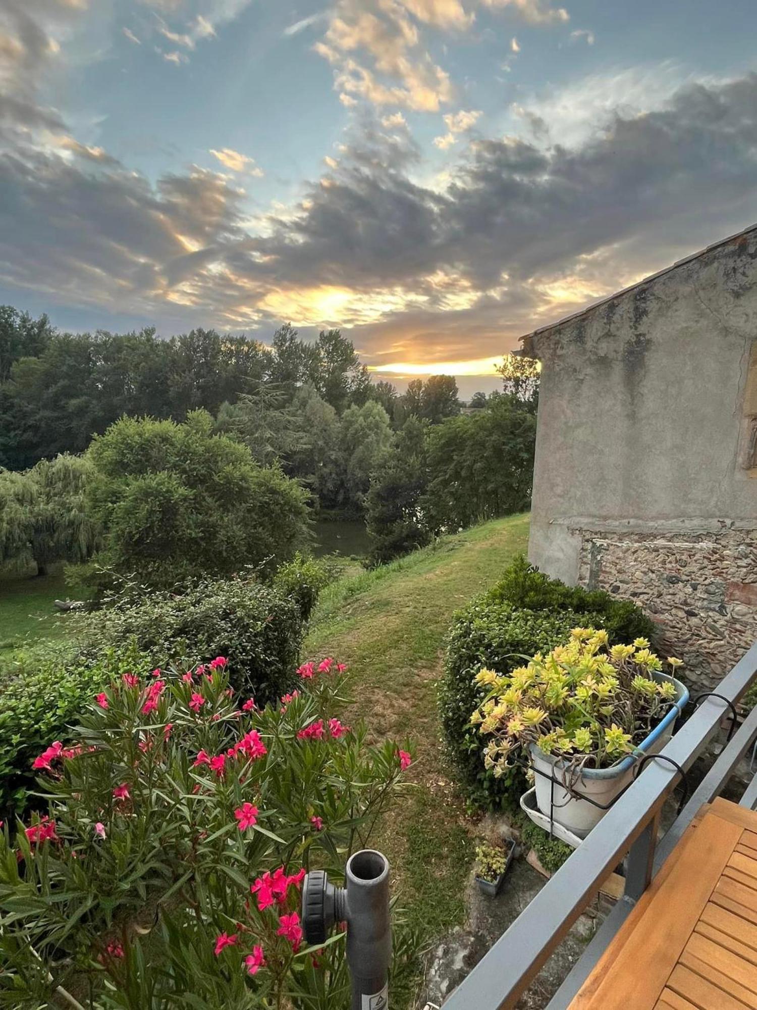 Beautiful Village House Next To Garonne River! Couladere Екстериор снимка